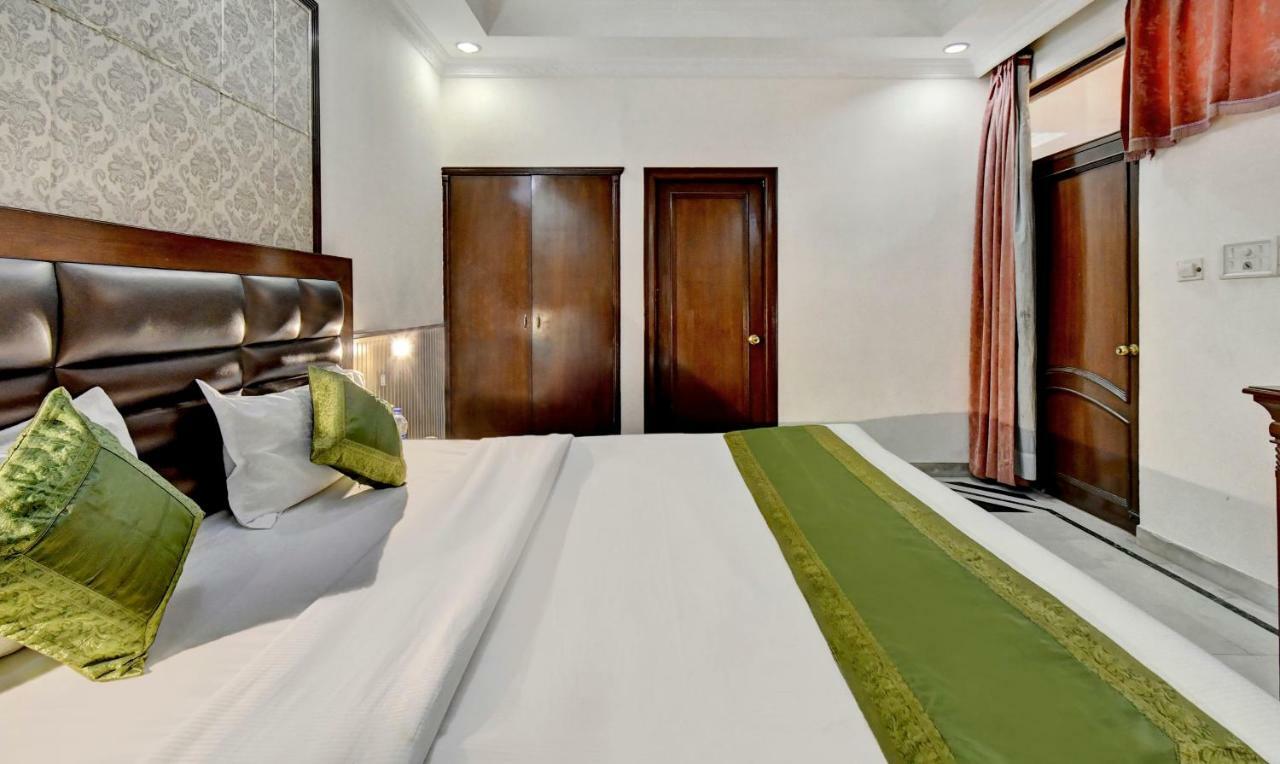 Treebo Trend Corporate Inn Chandīgarh 外观 照片