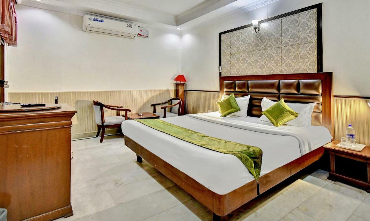 Treebo Trend Corporate Inn Chandīgarh 外观 照片
