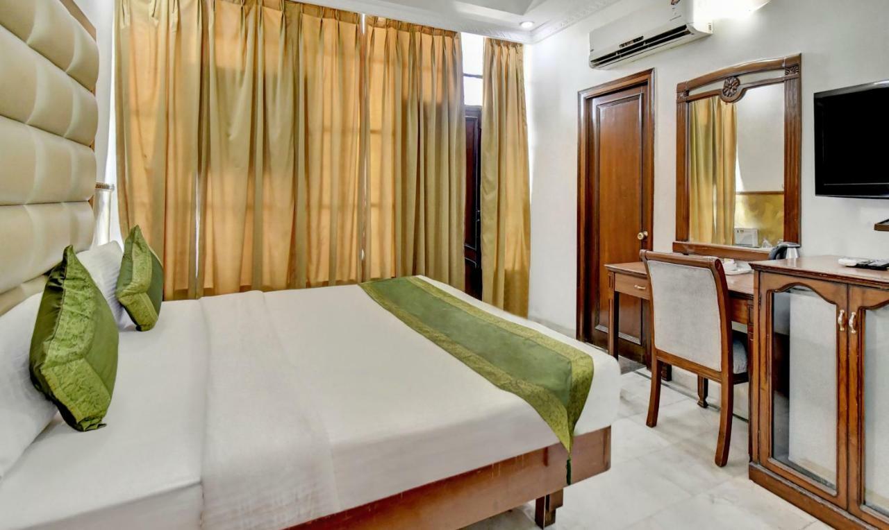 Treebo Trend Corporate Inn Chandīgarh 外观 照片