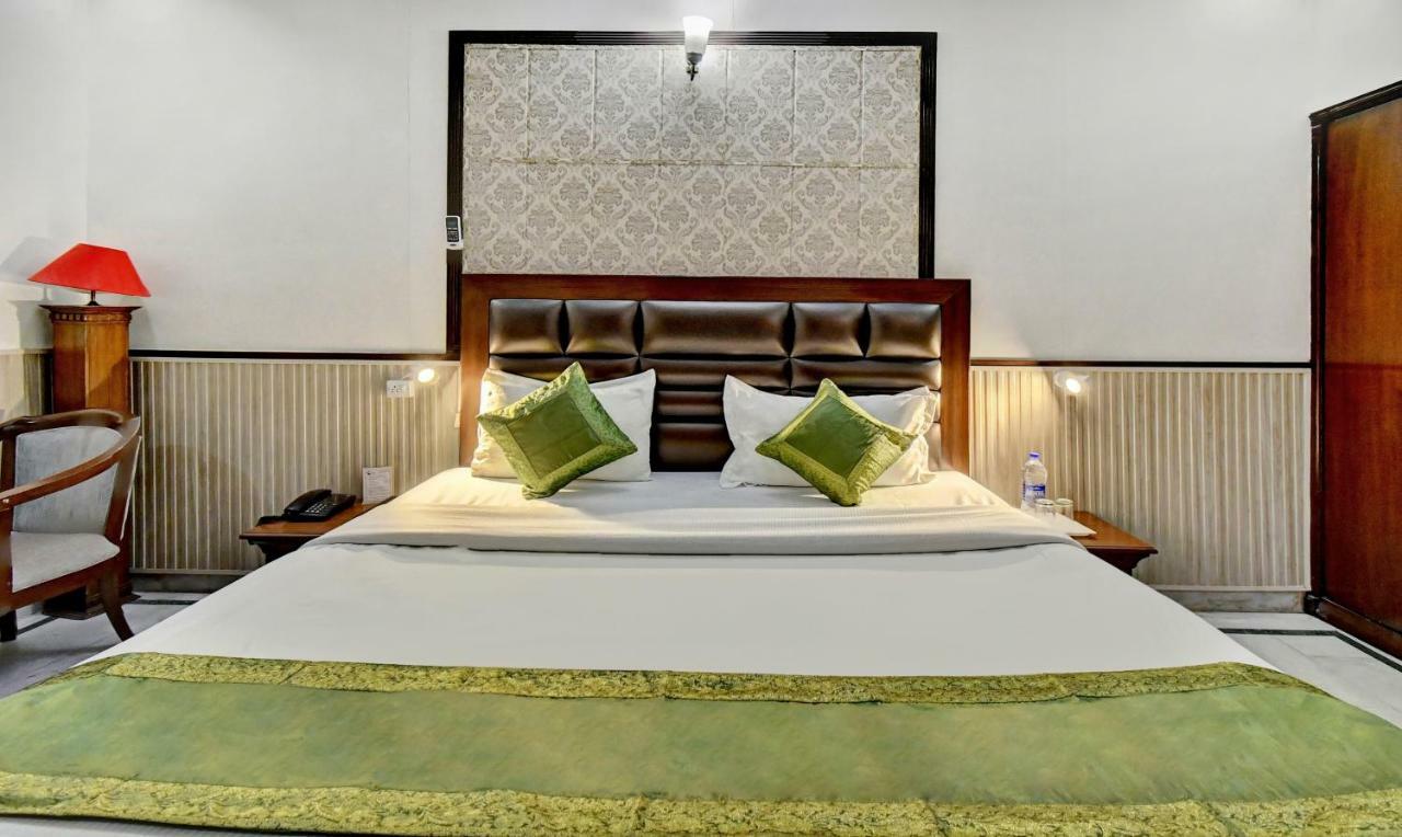Treebo Trend Corporate Inn Chandīgarh 外观 照片
