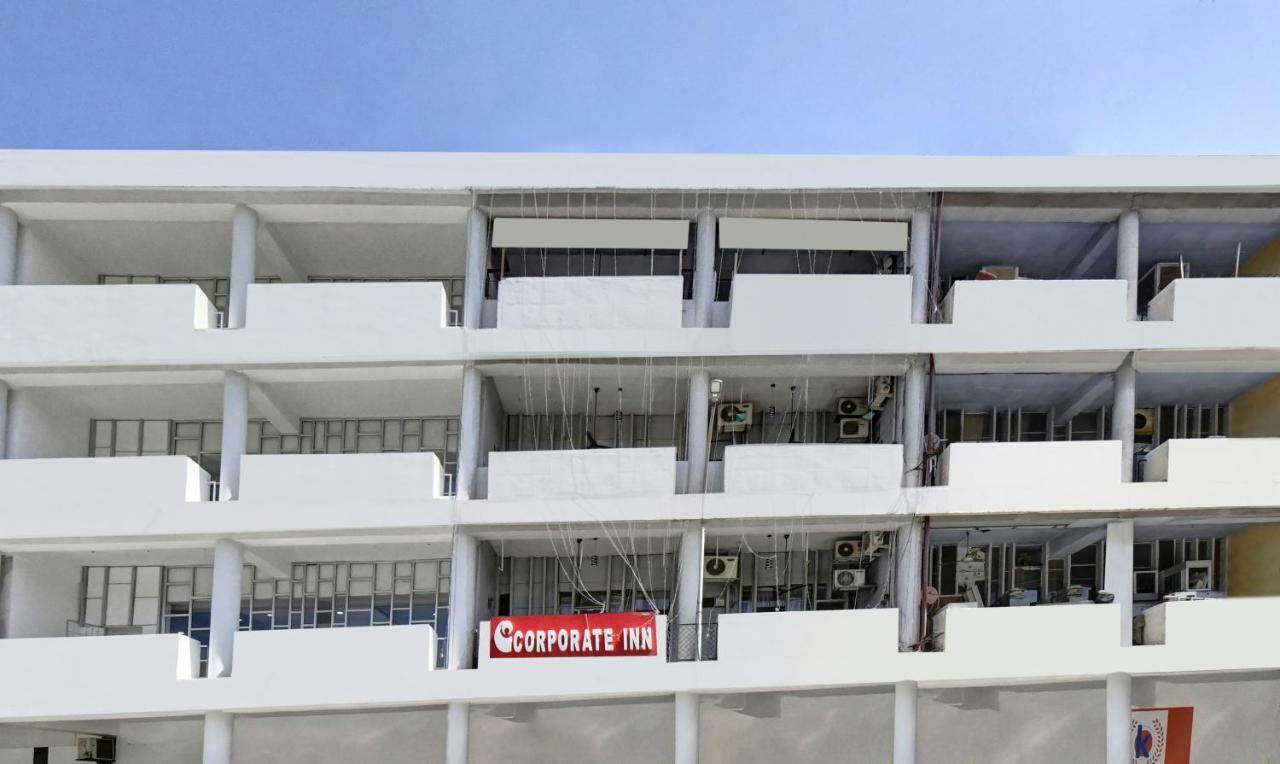 Treebo Trend Corporate Inn Chandīgarh 外观 照片